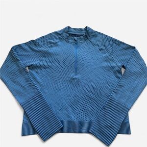 Lululemon Rest Less Cropped Half Zip Shirt in Grid Warp Blue Nile Night Sea